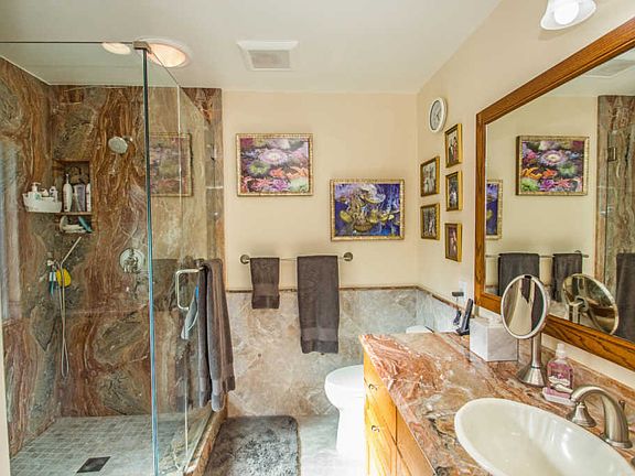 5th image of 1161 Belleza St