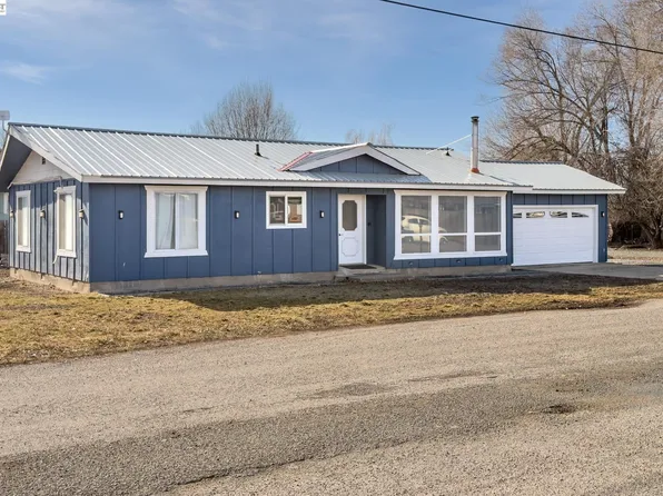 609 E 7th St, Alturas, CA 96101