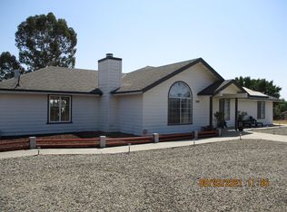 19729 Brightwood Rd, Madera, CA 93638