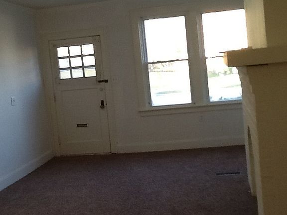 2nd image of 5656 Hamilton Ave APT 1