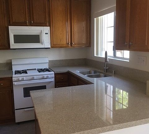 5th image of 2800 Plaza Del Amo Unit 367