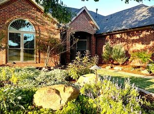 2021 Raineys Blvd, Edmond, OK 73025