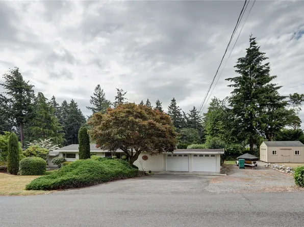 427 SW 207 Place, Normandy Park, WA 98166