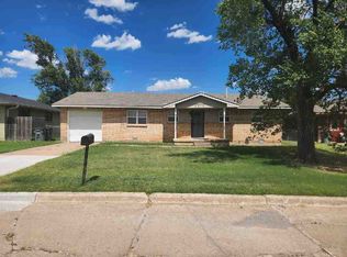 2313 NW Austin Dr, Lawton, OK 73505