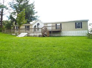 137 Gooseneck Ln, Jamestown, TN 38556