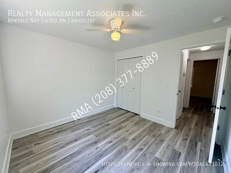 2717 E Sandgate Ave — Photo 11