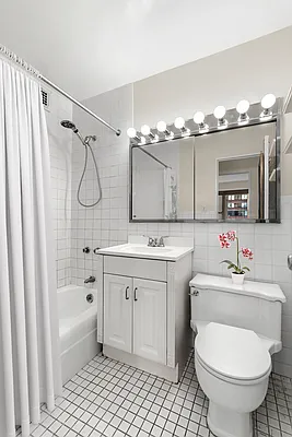 Sold by Compass | media 5