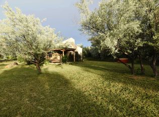 118 Los Cordovas Dr #B, Ranchos De Taos, NM 87557