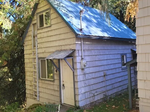 69947 E Highway 26 #4, Rhododendron, OR 97049
