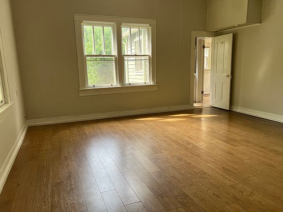 3rd image of 525 Virtue Rd
