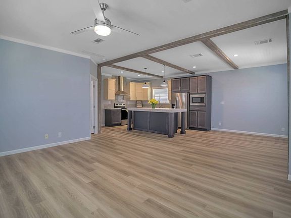 4th image of 37 Belle Tower Ave #37