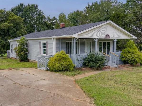 7049 McLeansville Rd, Browns Summit, NC 27214