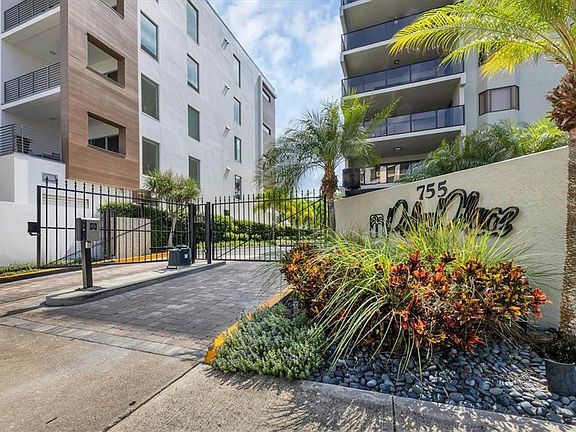 4th image of 755 S Palm Ave APT 305