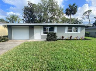 8 Swan Ave, New Smyrna Beach, FL 32168