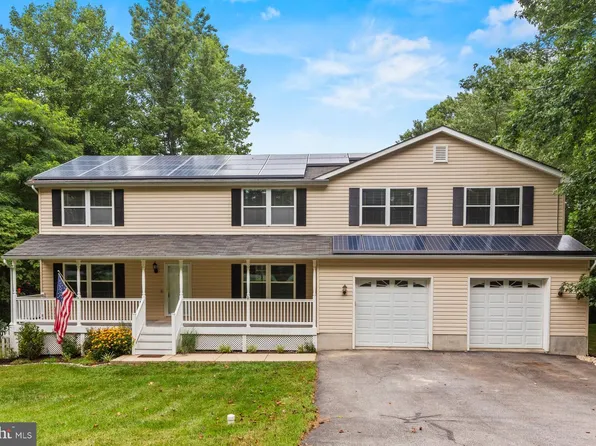 8475 Saint Andrews Dr, Chesapeake Beach, MD 20732