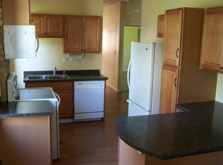 711 E 2nd St APT 1, Duluth, MN 55805