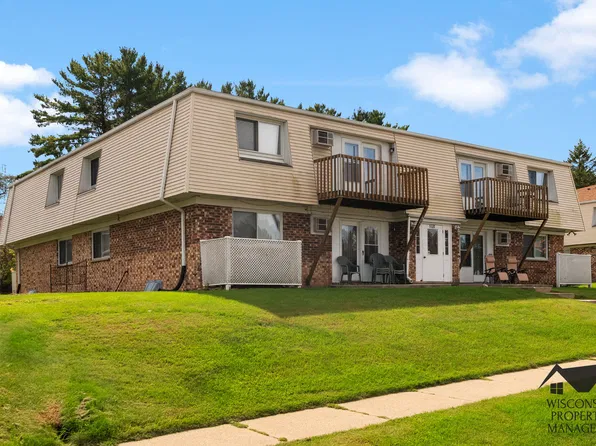 1120 19th St #8, Reedsburg, WI 53959