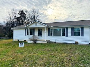 4544 W Beaver Creek Dr #B, Powell, TN 37849