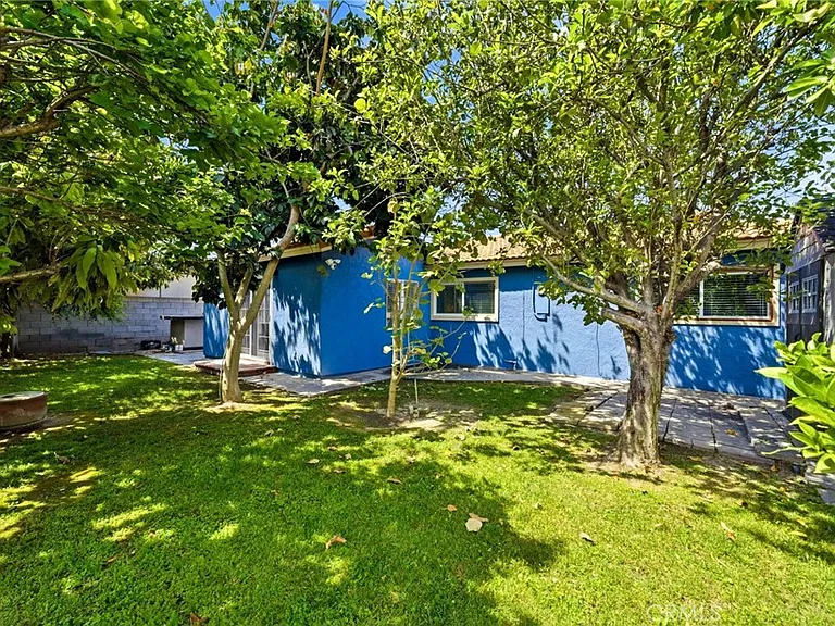 15952 Quartz St — Photo 13