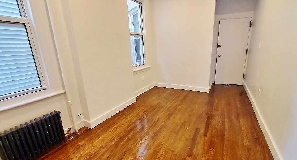 2345 31st Ave Astoria, NY Zillow Apartments for Rent in Astoria