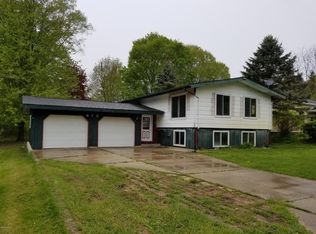 975 River St, Allegan, MI 49010