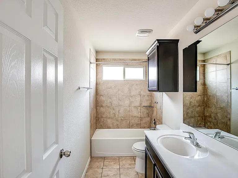 5407 Two Brothers Ln — Photo 20