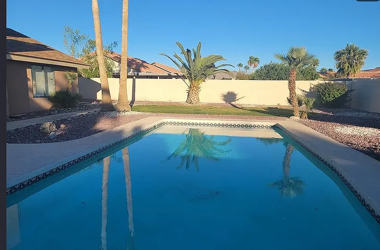 3 bed, 1317 sqft, $2,200 — Photo 2