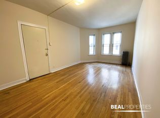 4229 N Paulina St #E2, Chicago, IL 60613