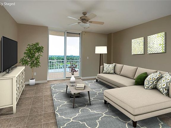 5th image of 14250 Royal Harbour Ct Unit 913