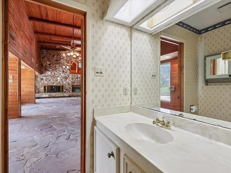 5710 Glasgow Ln — Photo 22