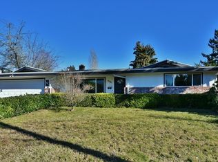 3536 Almira Dr, Bremerton, WA 98310