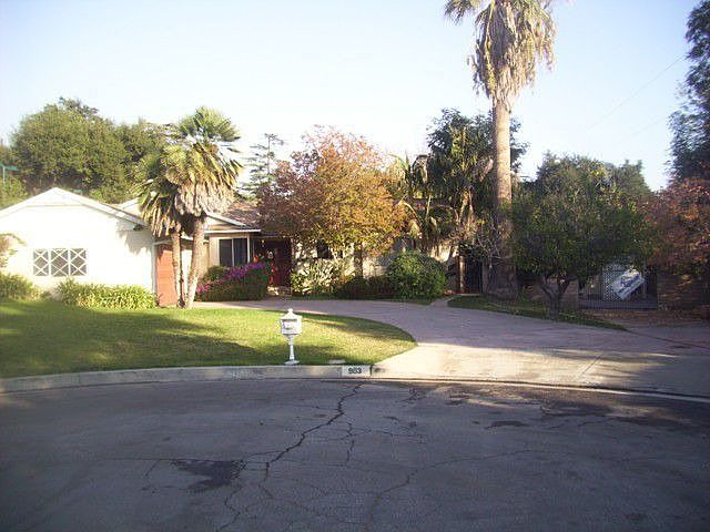 1st image of 903 Coral Way