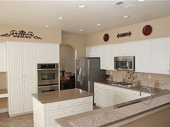 5th image of 4015 Melrose Ct