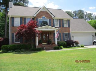2899 Delaware Dr, Fayetteville, NC 28304