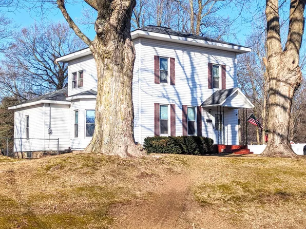 312 Division St, Union City, MI 49094