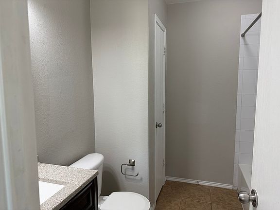 4th image of 4514 Quail Run Rd
