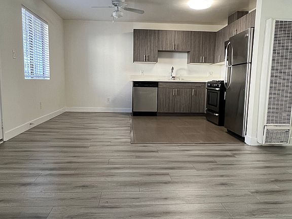3rd image of 4906 Rosewood Ave APT 103