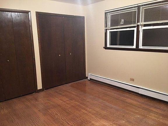 5th image of 319 Yates Ave APT 1