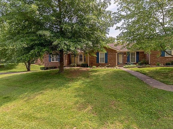 5th image of 3066 Woody Ln