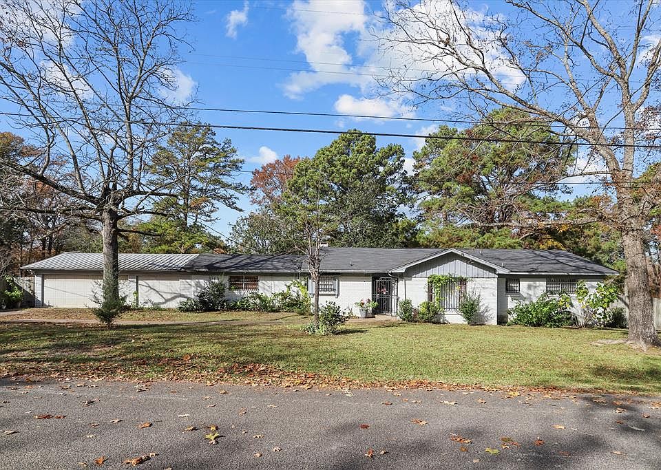 2102 Peach Tree Tree, Lufkin, TX 75901 MLS 72064 Zillow
