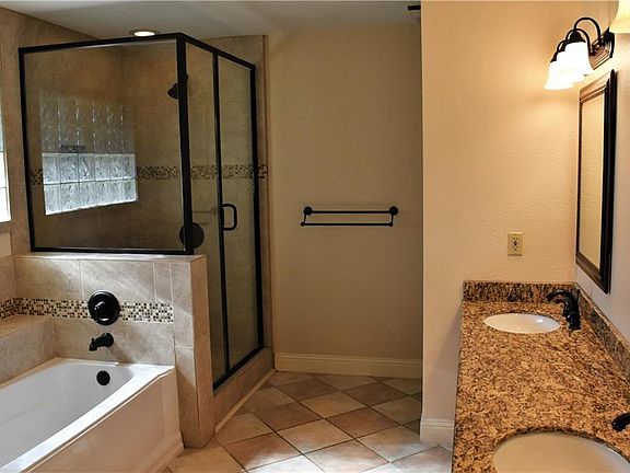 4th image of 2153 N Aspenwood Dr