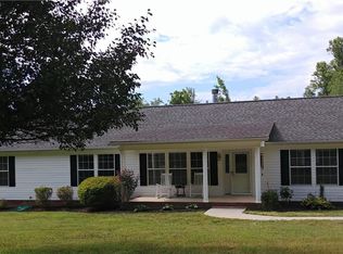 308 Winding Brook Trl, Mocksville, NC 27028