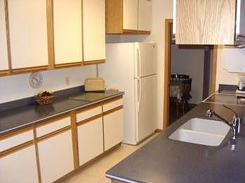 2nd image of 2141 1st Ave