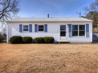 2142 Audley Dr NE, Grand Rapids, MI 49525