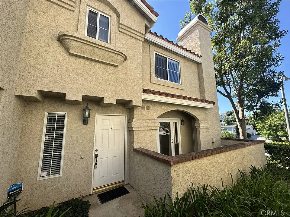 201 Laurel Ave