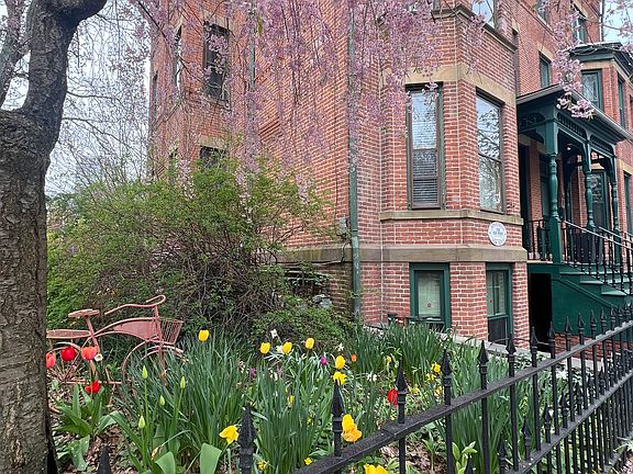 One of 8 apartments in a classic late 1800's apartment building
