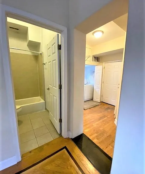 2305 W Grand Ave #2-F — Photo 11