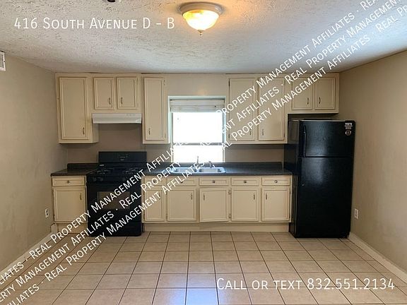 4th image of 416 S Avenue D #B