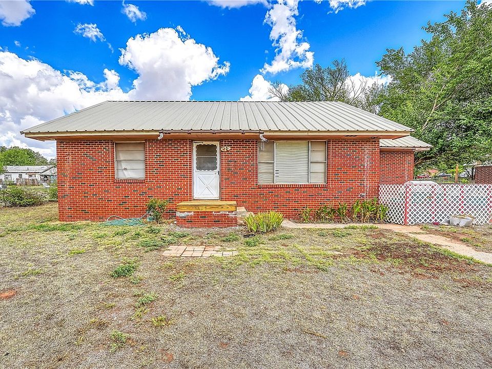 402 N 3rd St, Sayre, OK 73662 MLS 1027176 Zillow