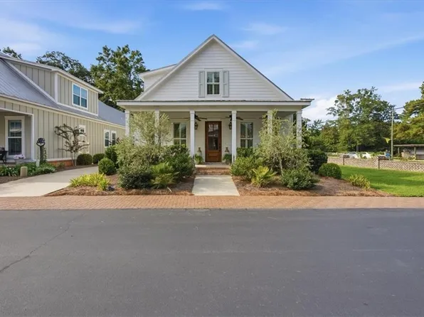 28 Bay Pointe Ct, Fairhope, AL 36532